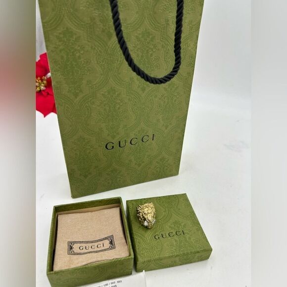 Men’s Gucci, Lionhead crystal motif ring size 8-8.5 made in Italy - Picture 1 of 9